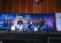 Bruna Paranhos, do iFood, e Rafael Costa, fundador do Jotajá. Com mediação de Bianca Fraga