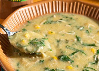 Congelados da Sônia - Sopa de Milho com Frango e Couve - Foto: Tomás Vélez