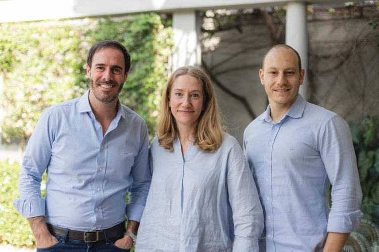 Renato Tilkian, Angelina Clarke e Michael Kapps, cofundadores da Sanii