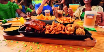 Outback lança maior campanha de futebol de sua história no Brasil e transforma restaurantes em ponto de encontro dos torcedores