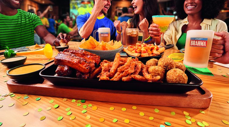 Outback lança maior campanha de futebol de sua história no Brasil e transforma restaurantes em ponto de encontro dos torcedores