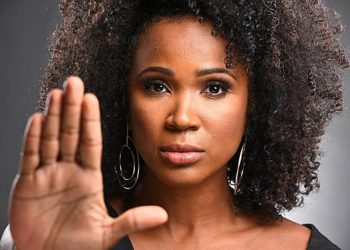 Mulheres jovens negras desempregadas