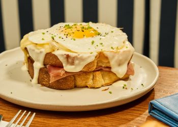 Berries Brunch & Bistrô - Croque Madame Prime - Foto: Pedro Gelio