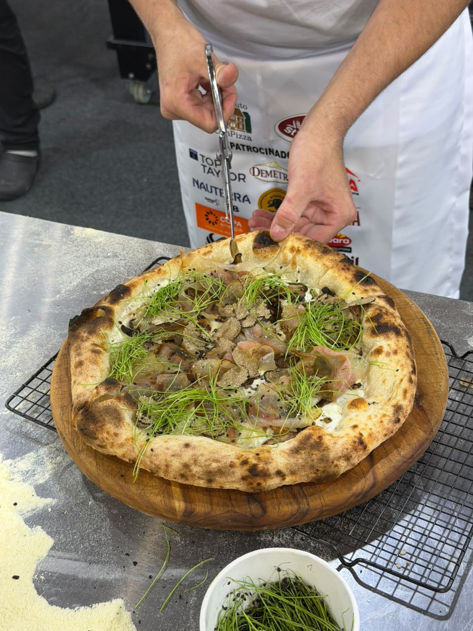Pesto Pizzas