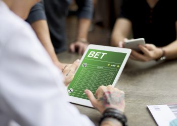 Restrições à publicidade de bets avançam do Rio para Belo Horizonte e ampliam debate sobre proteção ao apostador