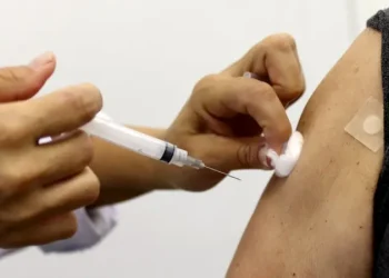 vacinação lucros