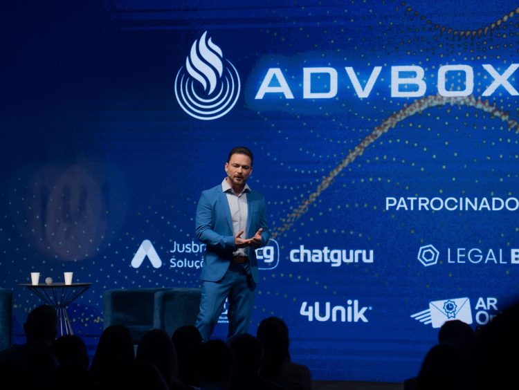 Eduardo Koetz, CEO da ADVBOX_no evento ADVBOX Nation