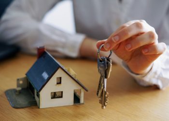 Como pequenas imobiliárias conseguem competir com grandes empresas usando IA