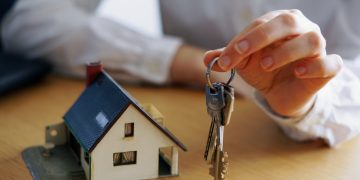 Como pequenas imobiliárias conseguem competir com grandes empresas usando IA