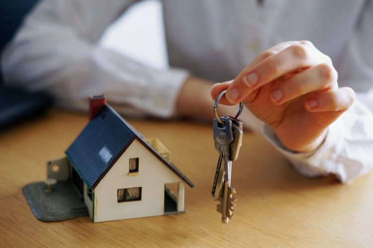 Como pequenas imobiliárias conseguem competir com grandes empresas usando IA