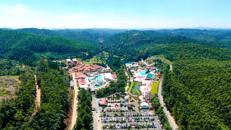 Magic City Parques & Hotéis