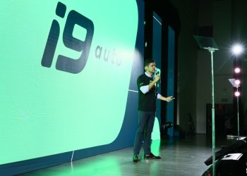 CEO de Omni&Co, Heverton Peixoto, em apresentação da nova marca, i9 auto