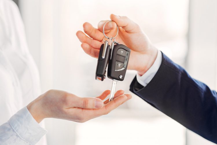 PC, carro ou reforma? Como decidir onde investir quando o orçamento é limitado