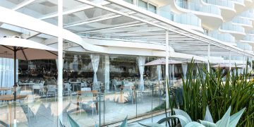 CDesign Hotel promove Almoço Especial de Dia das Crianças à beira-mar