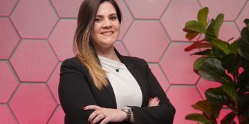 Divulgação: Akad Seguros Priscila Araujo, gerente de E&O e Property da Akad Seguros.