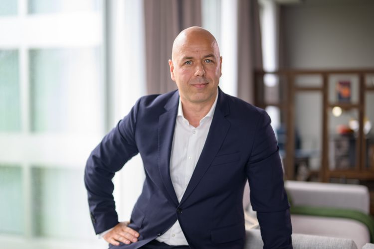 Stijn Vander Straeten - Crypto Finance