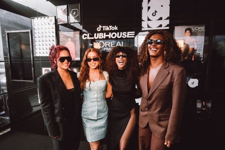 Bella Campos, Anitta, Taís Araújo e Liniker l Créditos: Paul Fogiel