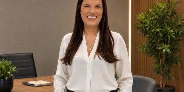 Danielle Salles, nova Gerente de Parcerias e Novos Negócios do FOHB
