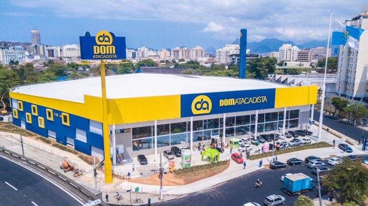 DOM Atacadista celebra 7 anos com “O Maior Corre do Brasil”