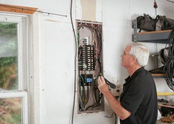 Ampliação da casa: como planejar a infraestrutura elétrica de cômodos novos