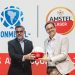 Juan Roa, da CONMEBOL e Alexandre Carreteiro, presidente da HEINEKEN para as Américas