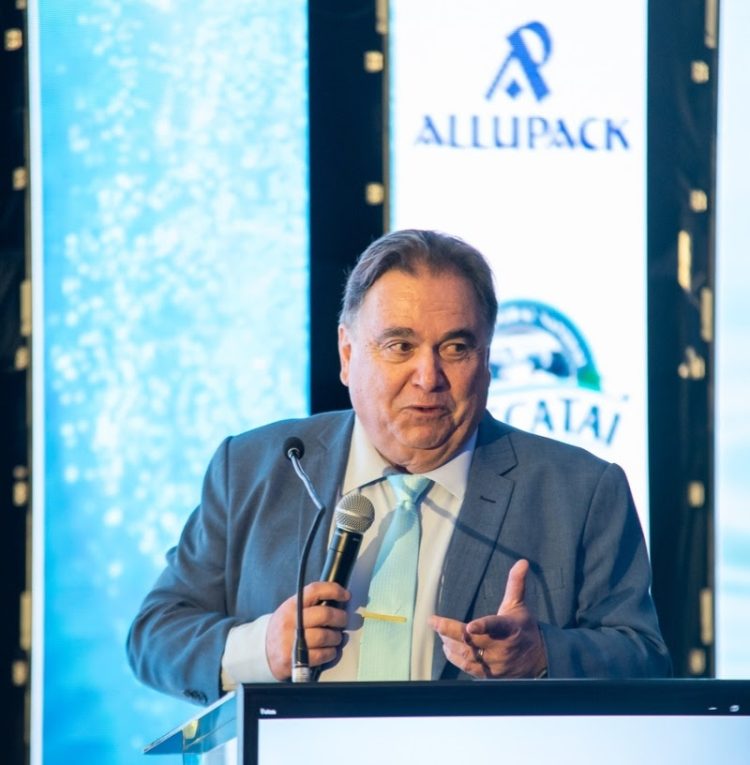 Geólogo Carlos Alberto Lancia, presidente da ABINAM